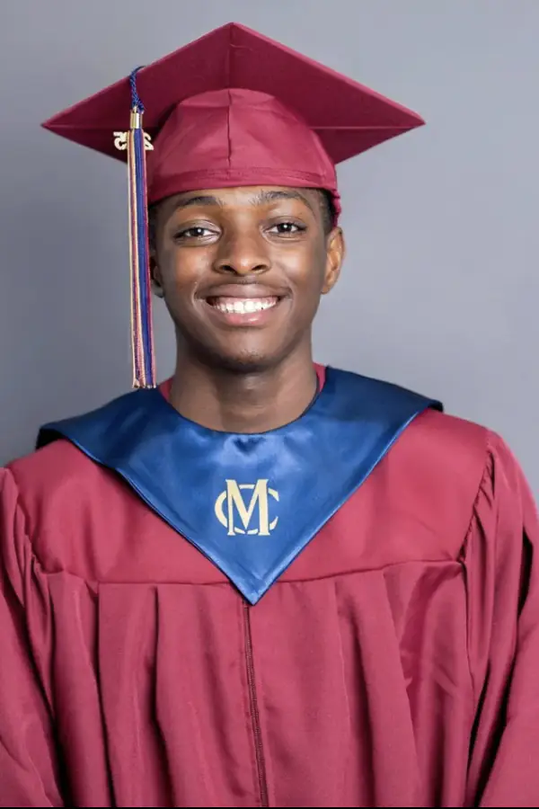 Burger King employee who worked last-minute shift in graduation clothes after high school ceremony gets over $100,000 in donations