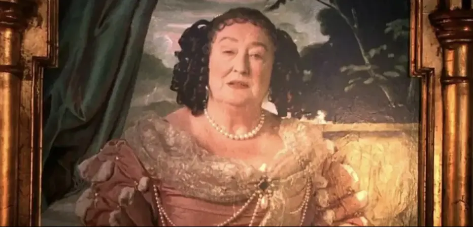 Elizabeth Spriggs as The Fat Lady. Credit: Warner Bros