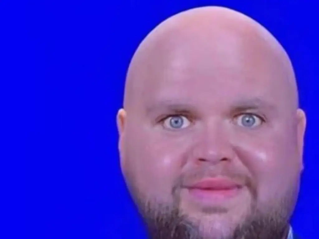 Authorities respond after tourist claims he was refused entry to US because of JD Vance meme found on his phone