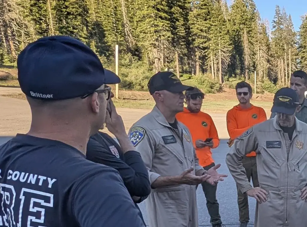 Cops release tragic information as 3 hikers die after jumping in waterfall at popular tourist spot