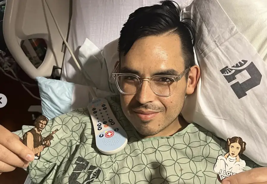 Doctor shares five red flag signs of bowel cancer as influencer Tanner Martin raised awareness before death