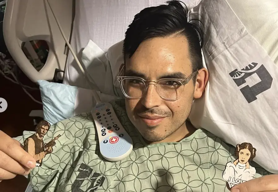 Doctor shares five red flag signs of bowel cancer as influencer Tanner Martin raised awareness before death