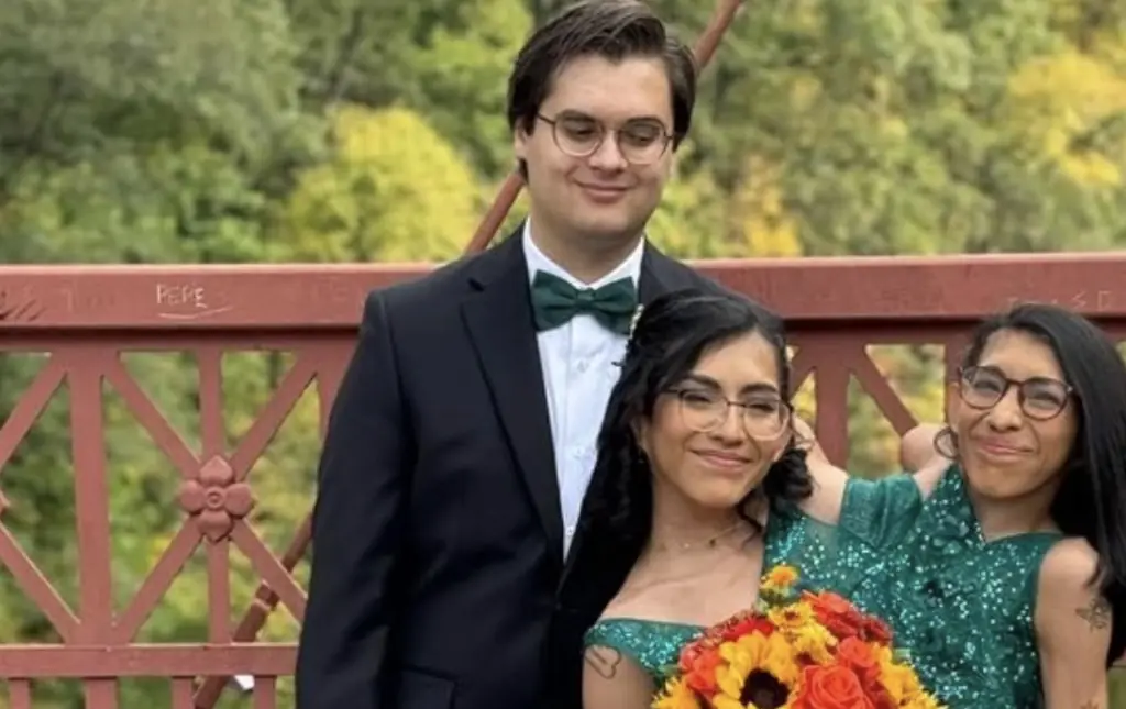 Conjoined twin influencer reveals surprise marriage to boyfriend: 'We eloped!'