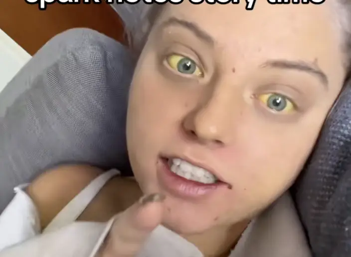 Teen tragically told she could die after noticing yellow tint to her skin