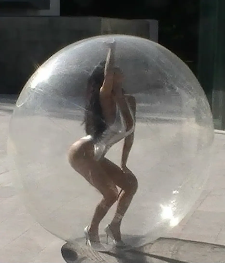 Credit: Bianca Censori / Instagram.