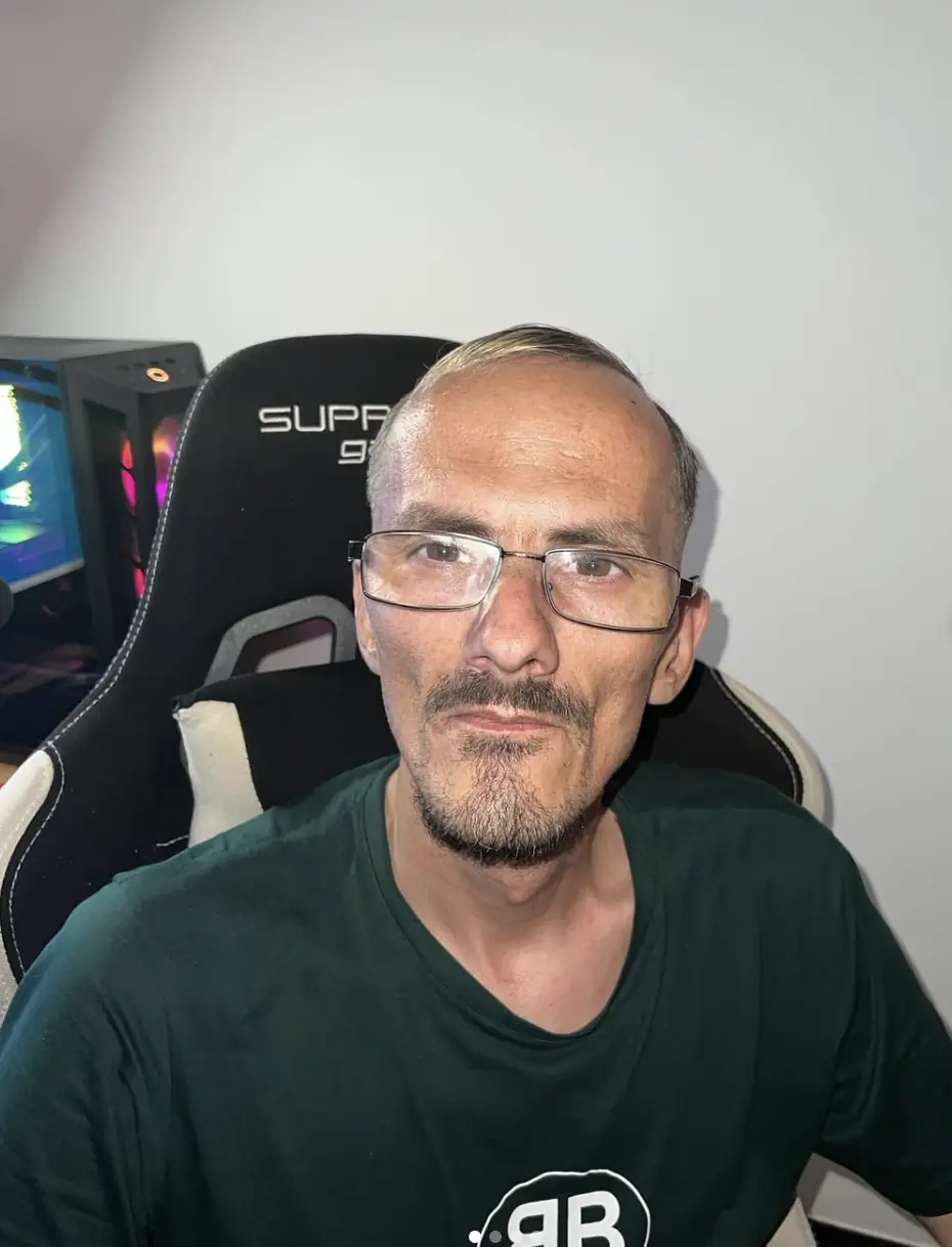 TikTok star 'tortured' for 10 days sent heartbreaking last messages before dying on camera