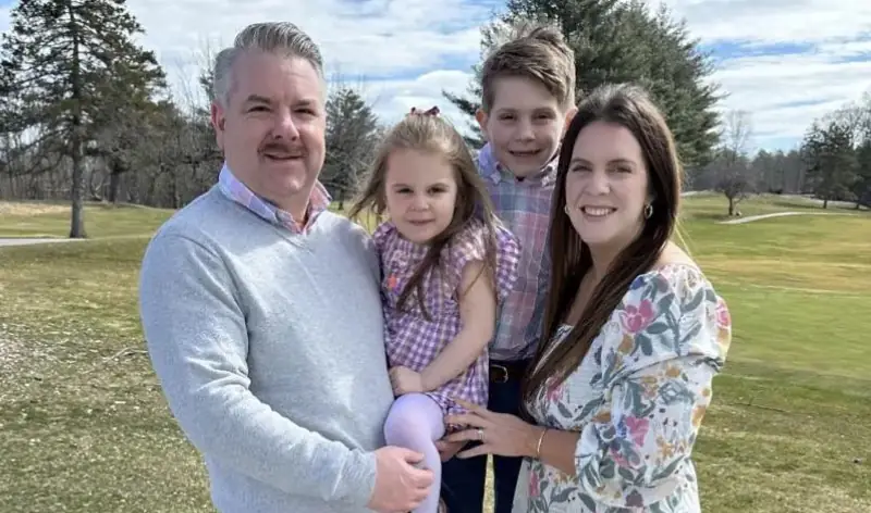 Mom shared worrying social media post days before killing husband and children and then turning the gun on herself