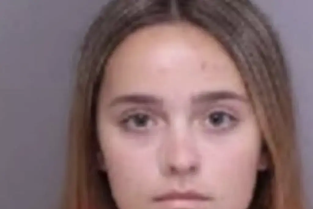 Girlfriend 'showed up at hospital after setting teen boyfriend up for murder', mom claims