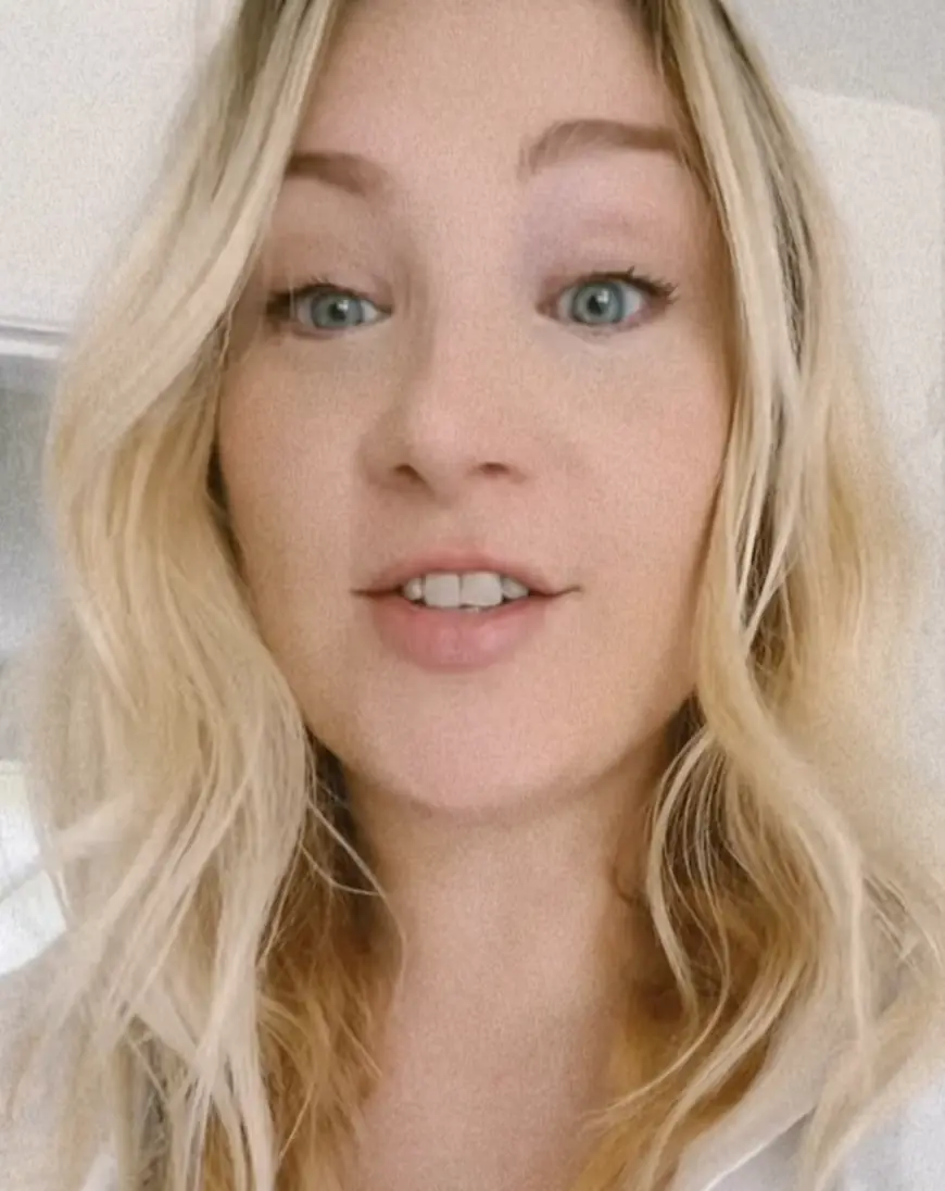 Credit: Dolly Mavies / Instagram