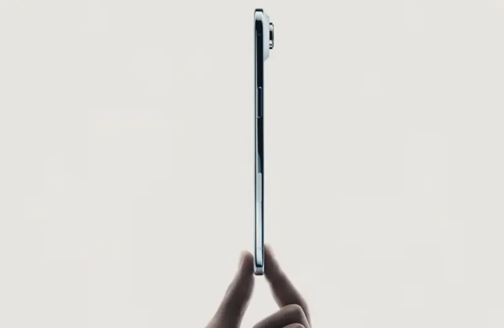 People left stunned after Apple announces cost of brand new iPhones after revealing 'thinnest ever'