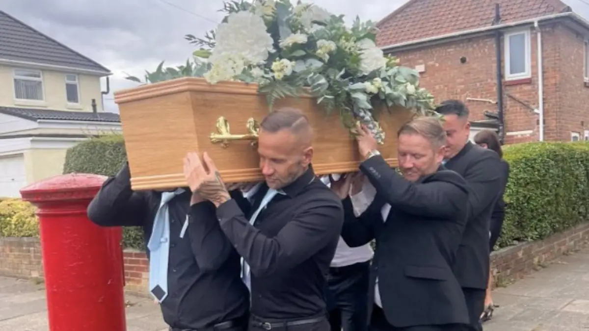 Family releases heartbreaking statement as dad collapses and dies at ...