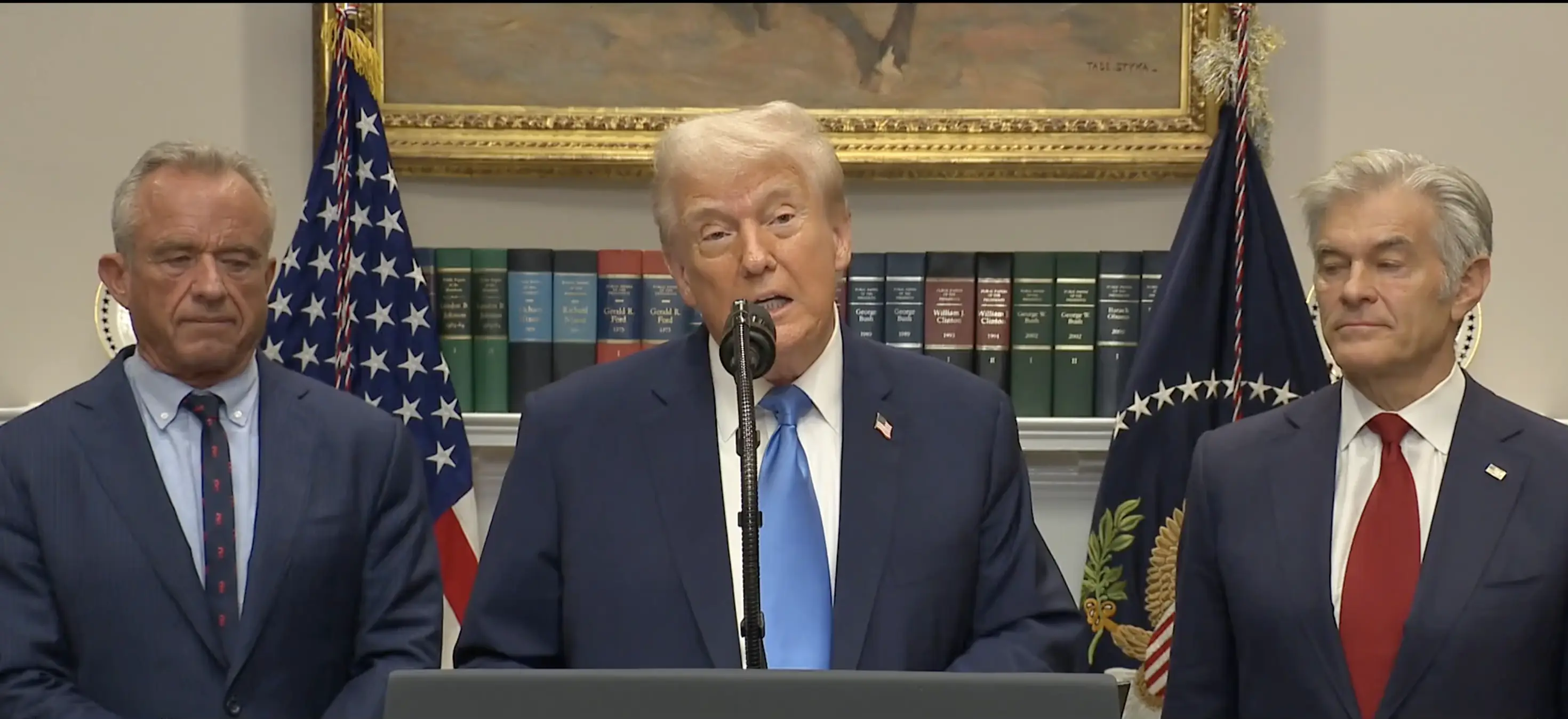 Non-Americans are just discovering what Tylenol actually is and can't believe what Donald Trump has claimed