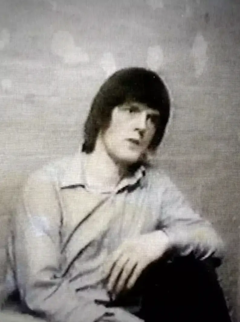 Chilling warning that led Britain's most dangerous prisoner to be locked underground in glass box