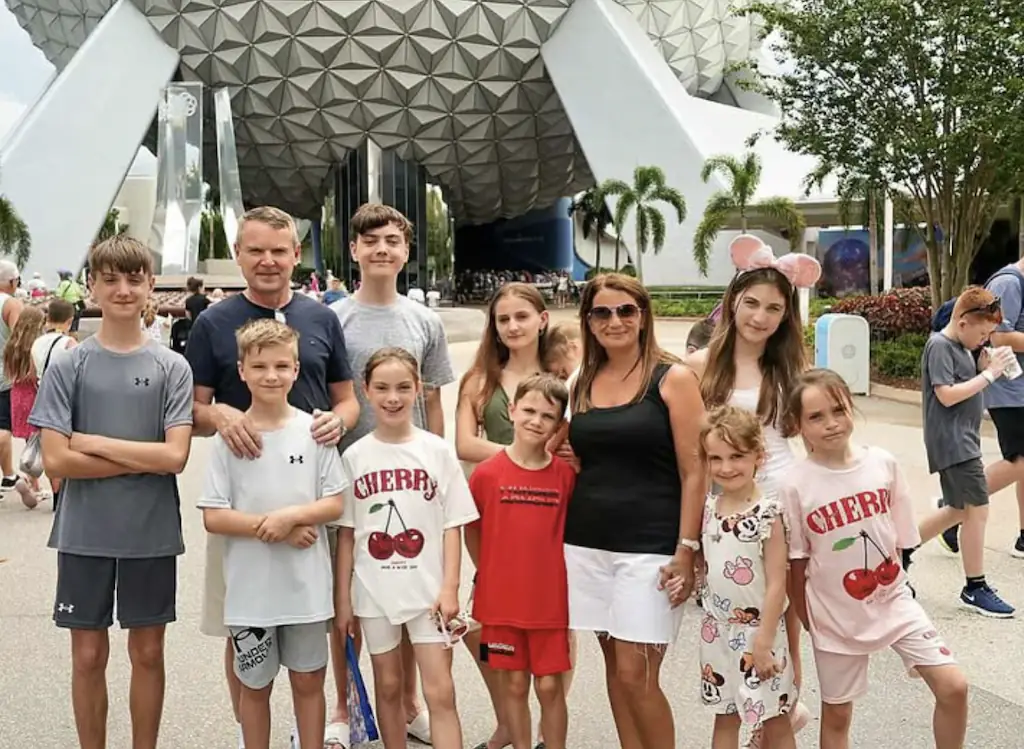 Credit: @theradfordfamily / Instagram.