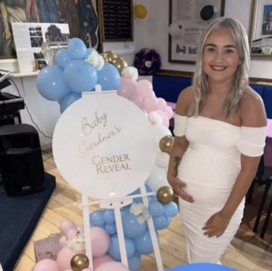 Kira seemingly faked her baby shower. Credit: Facebook / Kira Cousins