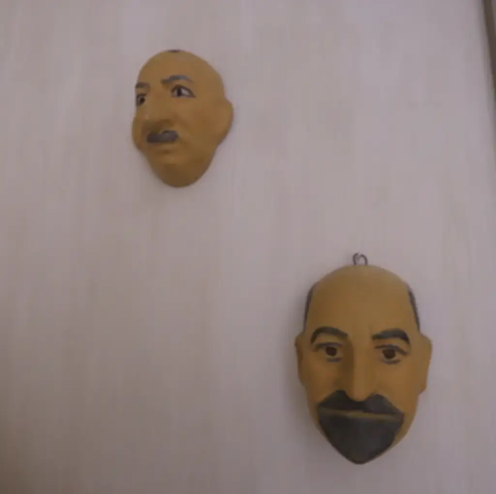 Charles de Gaulle and Vladimir Lenin. Credit: Dr G. Explains / YouTube.