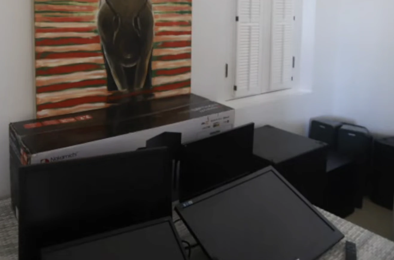 The stereo is a Nakamichi Shockwave 7.2 - a seven‑speaker, two‑subwoofer set-up. Credit: House Committee on Oversight and Government Reform