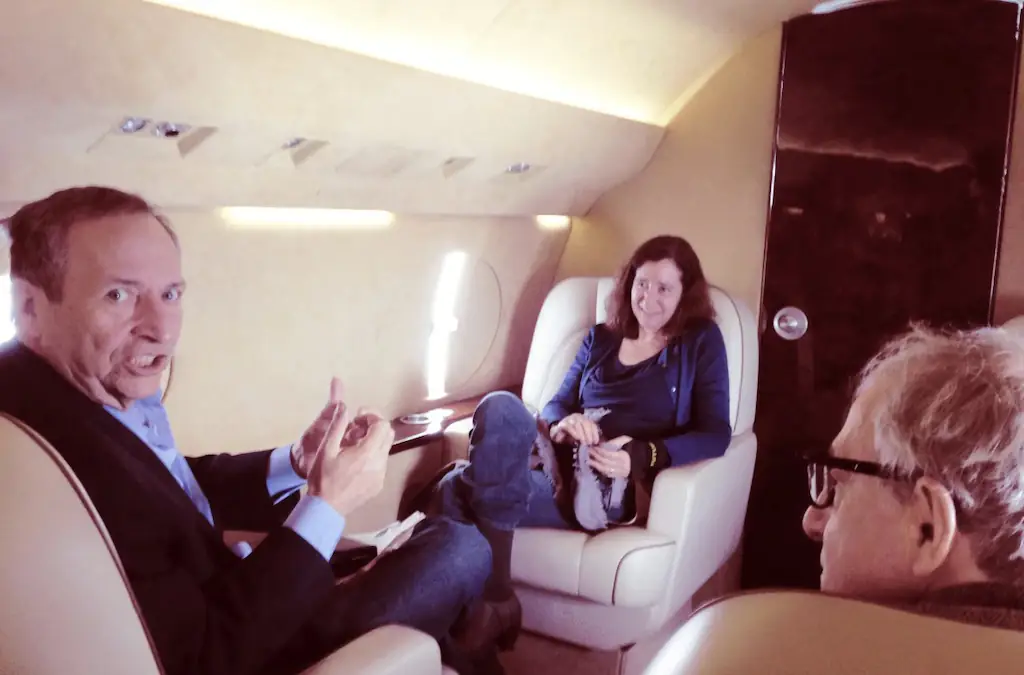 Larry Summers and Woody Allen on a plane. Credit: House Committee on Oversight and Government Reform