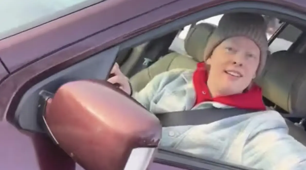 Cell Phone Footage from ICE of Renee