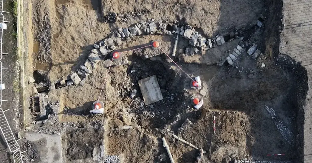 Excavation continues. Credit: Office of the Director of Authorised Intervention