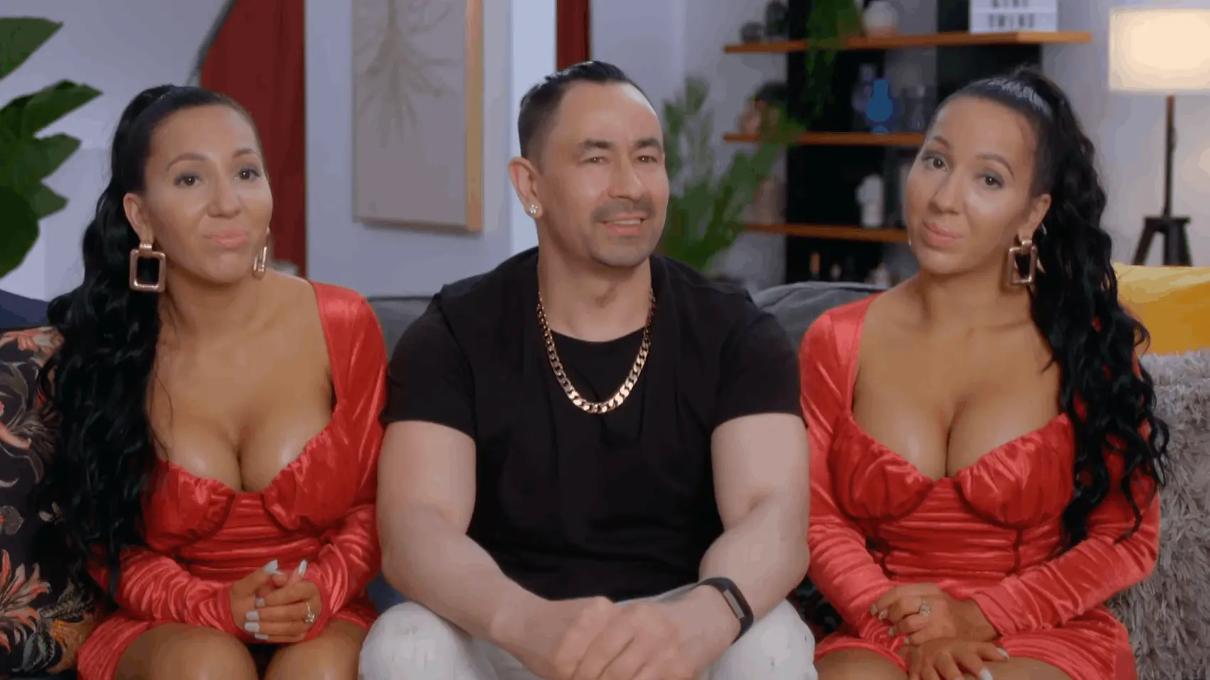 Anna and Lucy DeCinque 