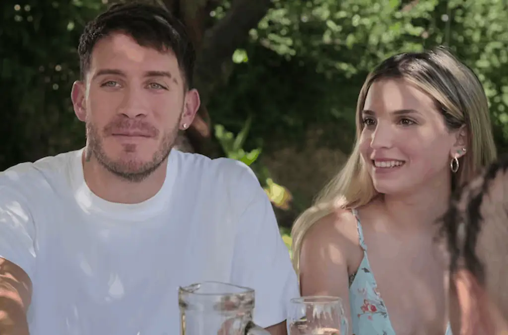 Santiago Martinez and Emily Ceco on Love is Blind. Credit Love is Blind Argentina/Netflix