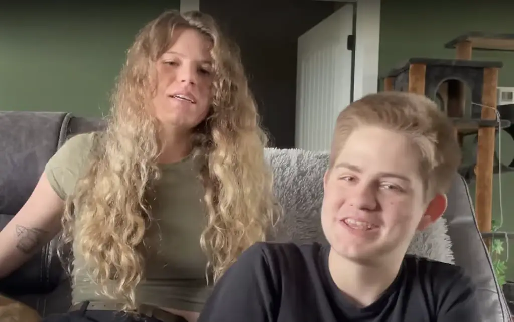 Sabia and Loren. Credit: Sabia and Loren / YouTube
