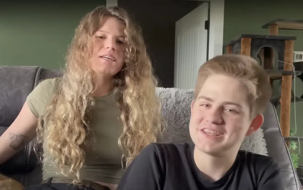 Sabia and Loren. Credit: Sabia and Loren / YouTube