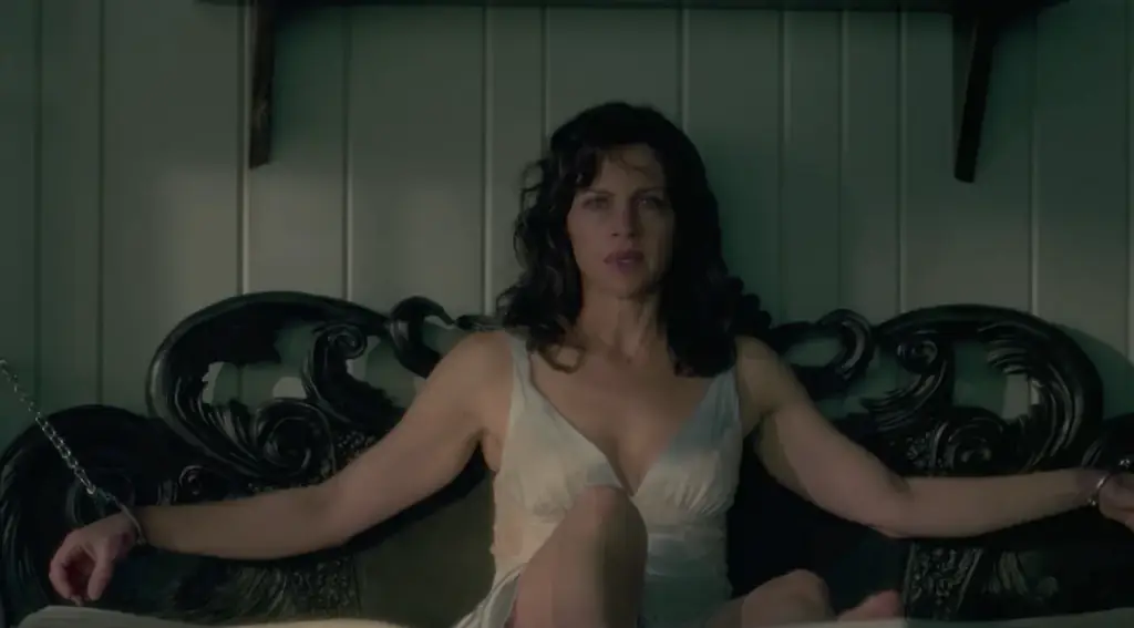 The story revolves around Jessie Burlingame, played by Carla Gugino. Credit: Netflix