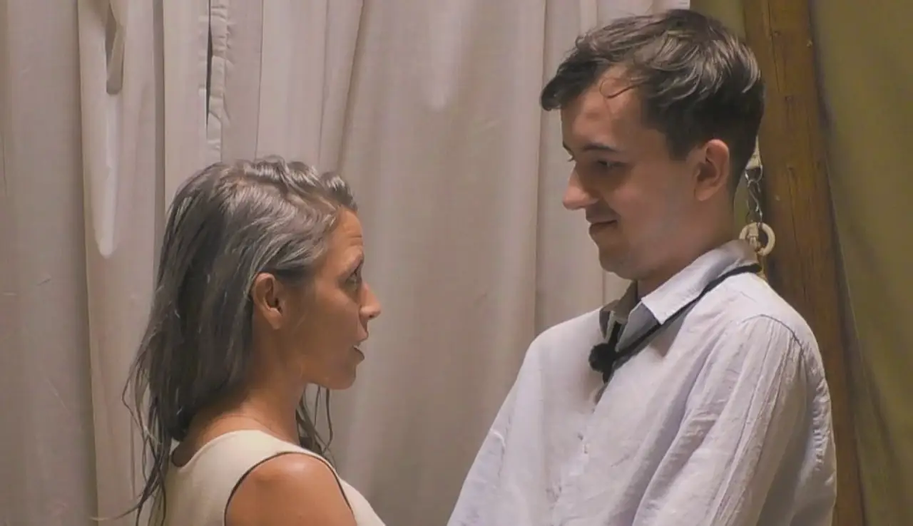 Joy Rigel helped season 1's Jason Thompson in his Virgin Island journey.