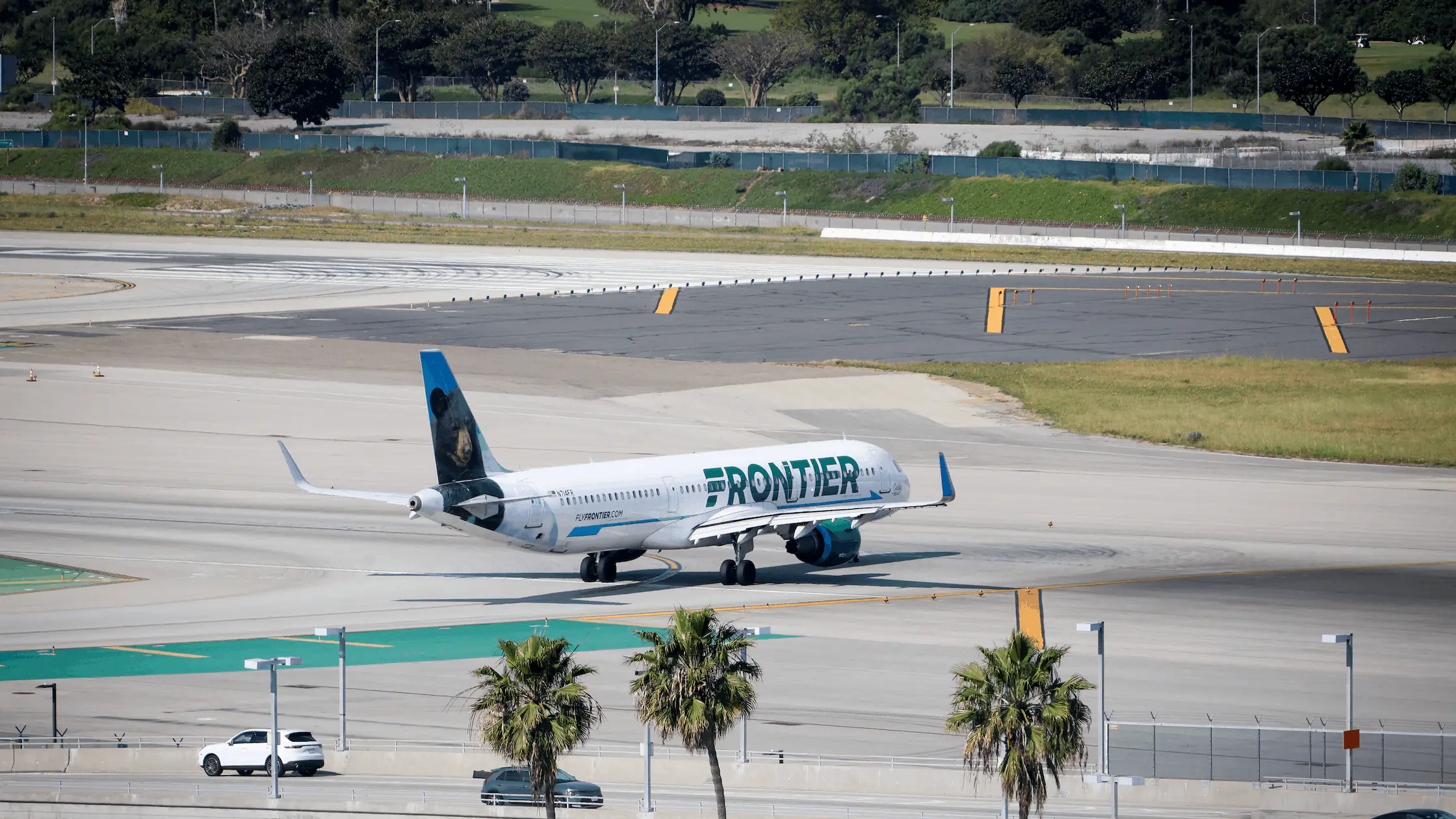 A person was hit on the runway. Credit: IMAGO / Rüdiger Wölk