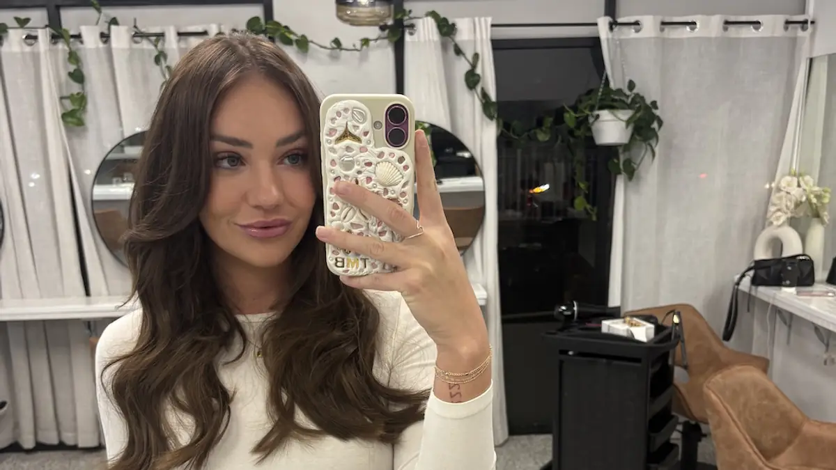 Adult Star Whose Stepdad Was Her Top Subscriber Reveals The Colossal Amount She Made After Exposing Him Publicly
