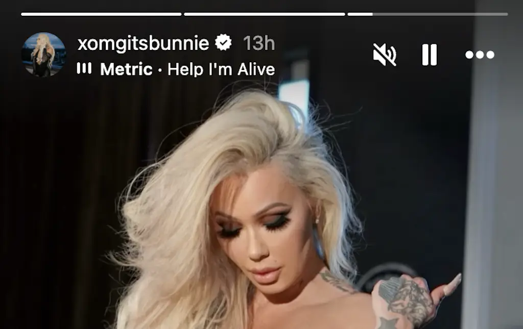 Bunnie Xo posted a photo of herself in lingerie. Credit: xomgitsbunnie / instagram 