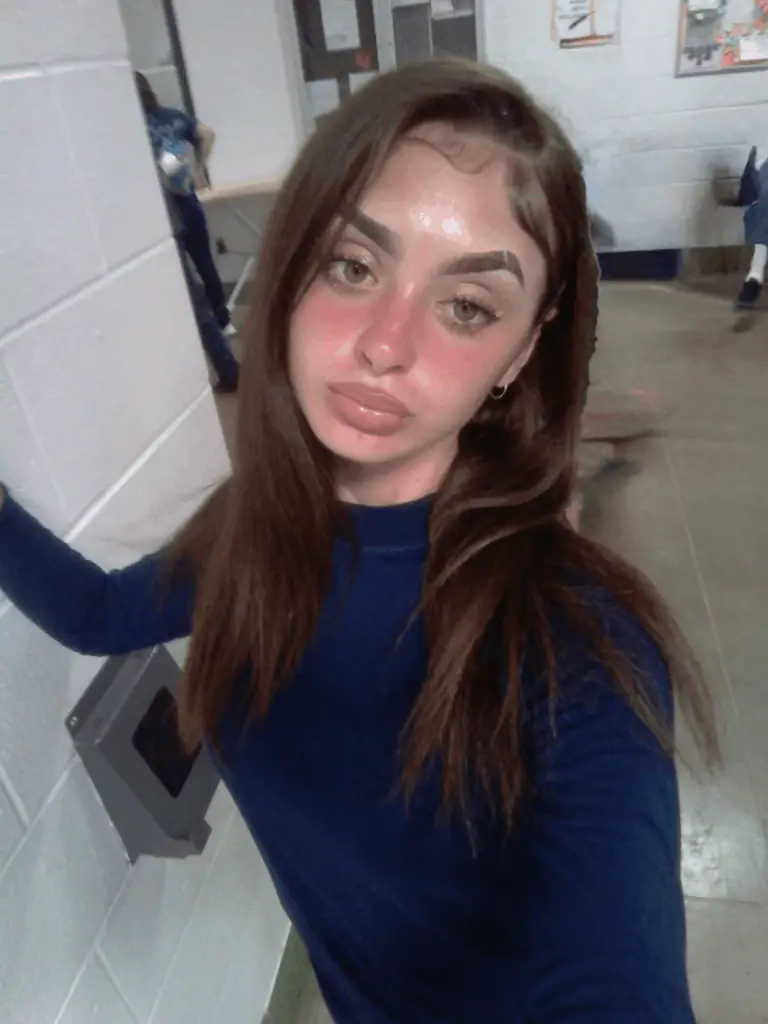 Shirilla's new selfie angered many on social media. Featured: Instagram/mackenzieshirilla
