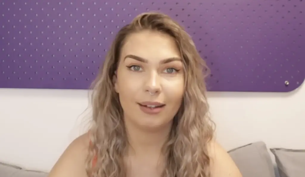 Lucy shared some of the things she wished she knew before setting sail. Credit: YouTube/Cruising As Crew