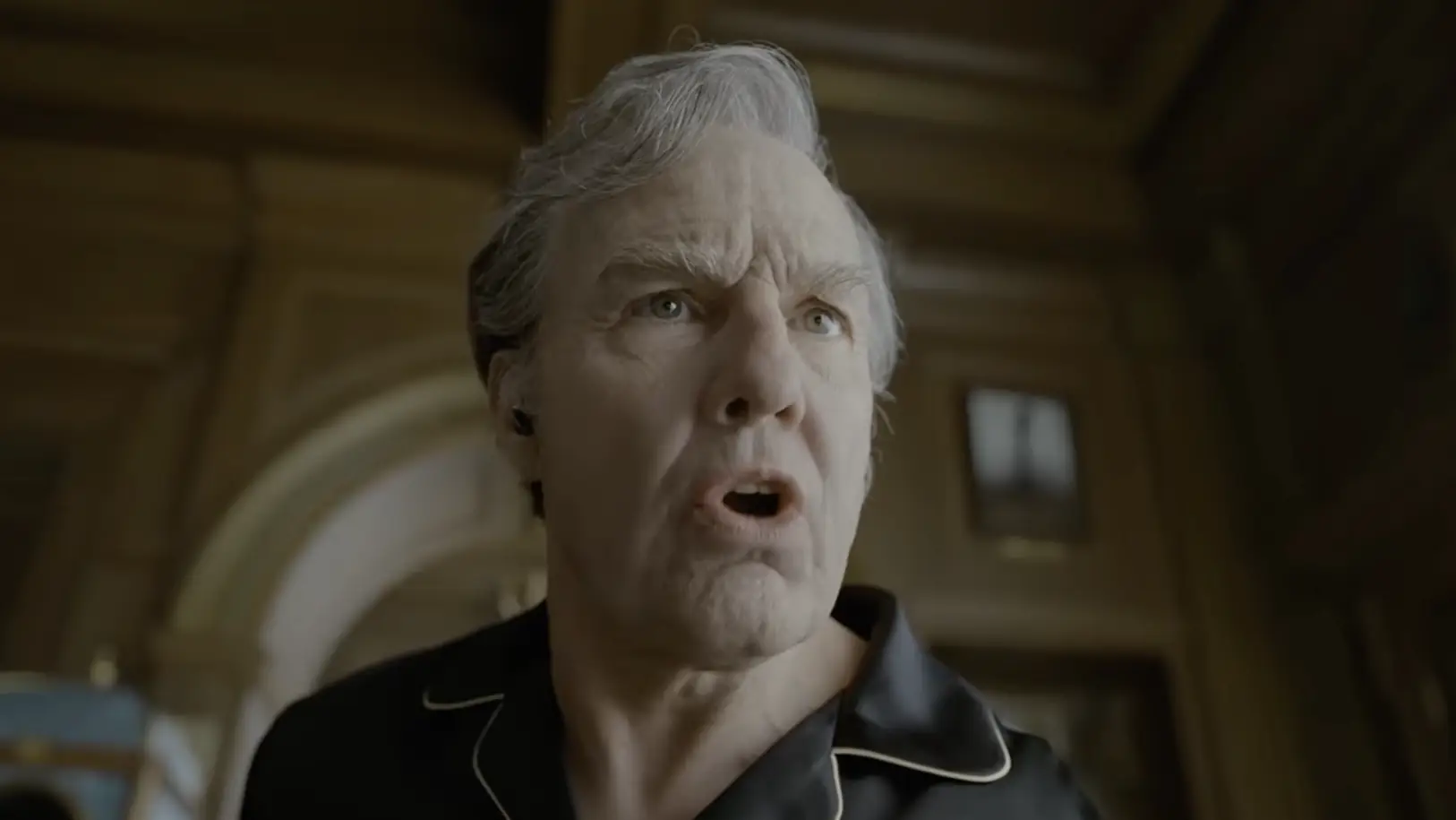 The Hollywood A-Lister is unrecognizable in his role. Credit: Warner Bros.
