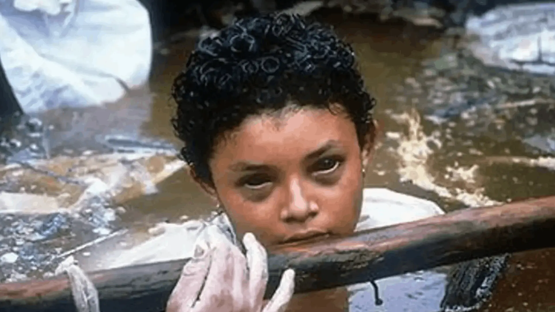 Omayra Sánchez Garzón's look became infamous as she became the face of a horrific 1985 disaster. Credit: Wikimedia Commons
