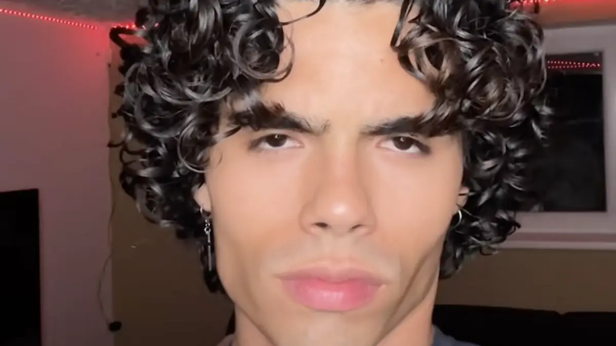 Man who attempted to cut protein from his diet for 30 days reveals the toll it took on his body
