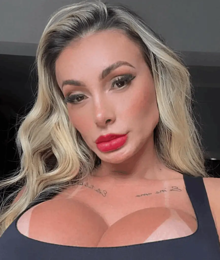 Andressa Urach works with her son to produce OnlyFans content. Credit: Instagram/andressaurachoficial