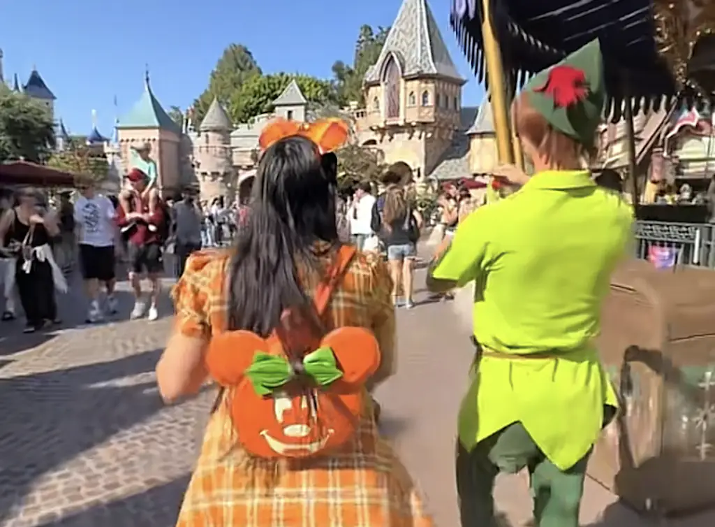 The adult has been following Peter Pan actors around Disneyland. Credit: TikTok/@babytoni99