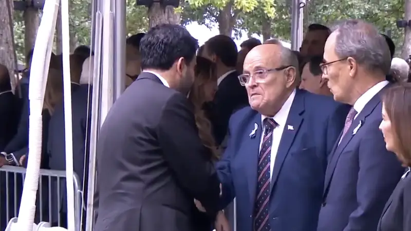 Zohran Mamdani and Rudi Giuliani 