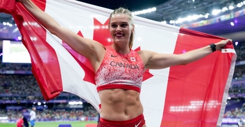 Viewers in awe of Olympic athlete who won medal in pole vault and has an OnlyFans side hustle