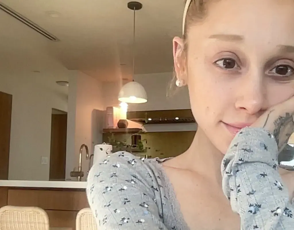 White House blasts Ariana Grande over her fiery Instagram post slamming Donald Trump