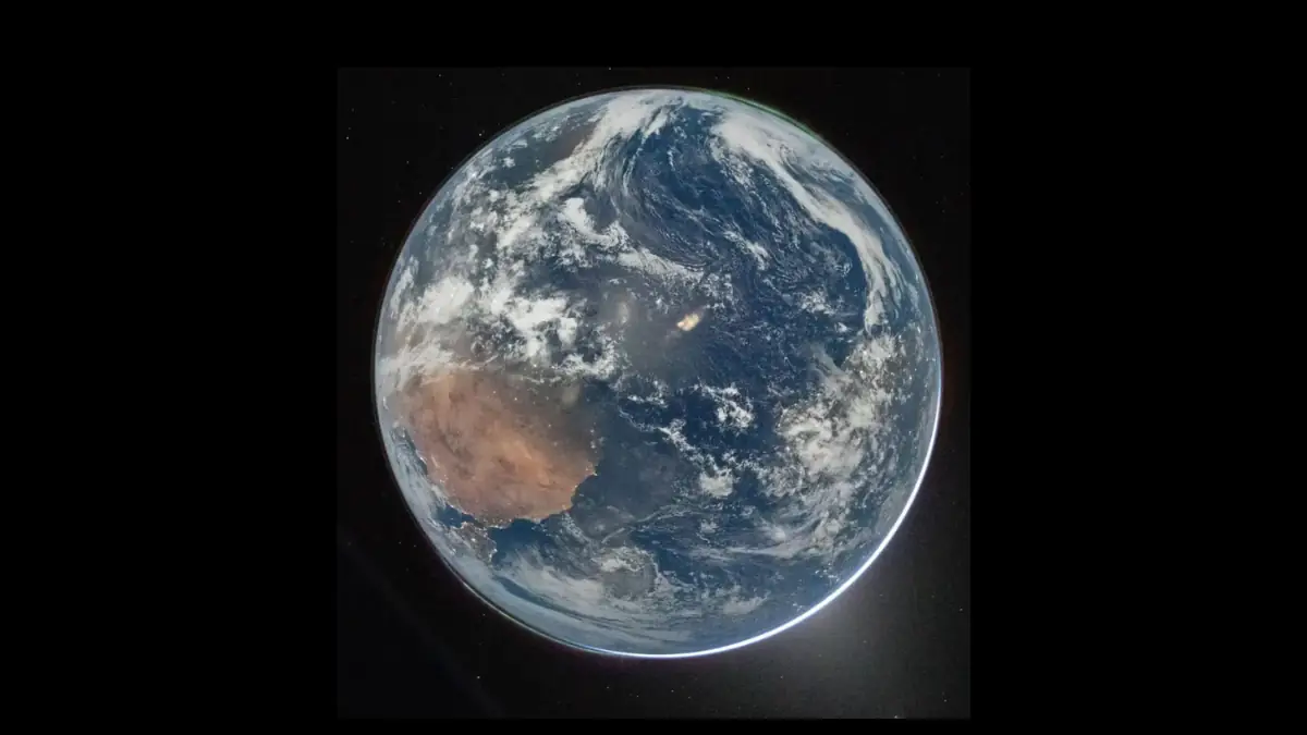 artemis ii earth.png