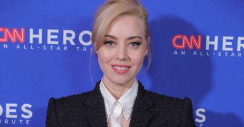 Aubrey Plaza makes first public appearance since husband's tragic death