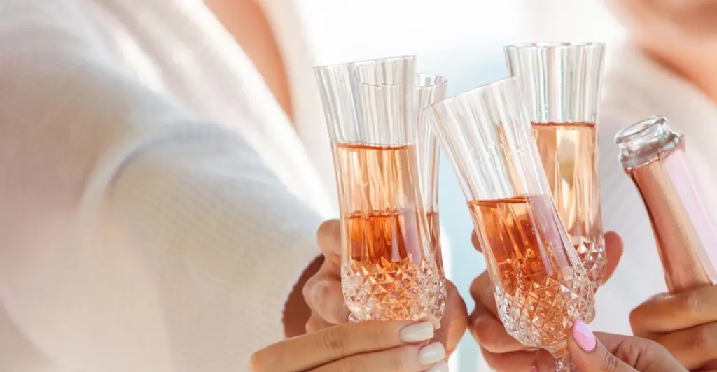 Bachelorette party is left terrified after spotting creepy detail in photos taken seconds apart