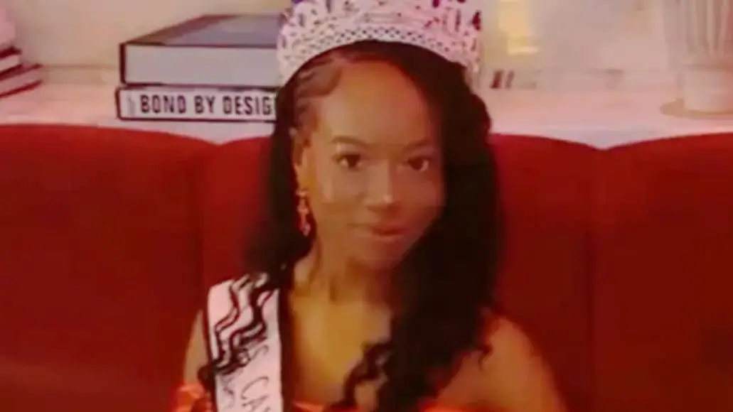 Beauty queen in car crash