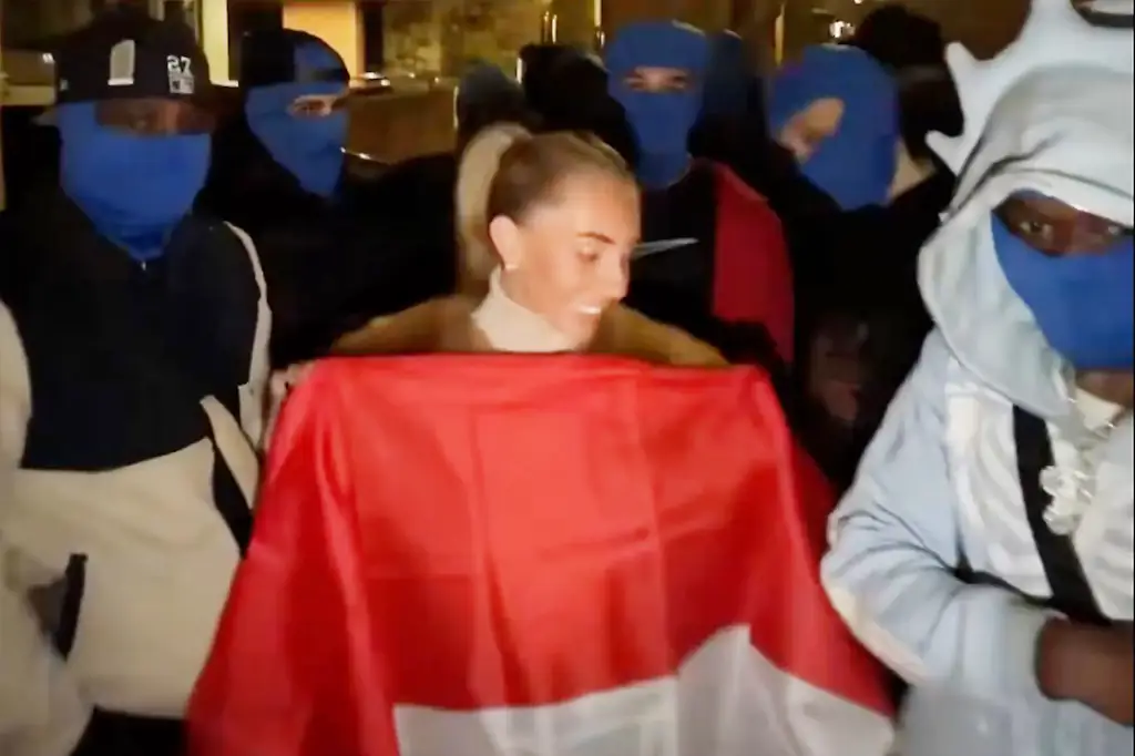 Bonnie Blue has been charged over a sex act stunt outside the Indonesian embassy in London.
Credit: Instagram / Bonnie Blue
