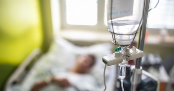 High school football coach 'dies after chemotherapy supply runs out'