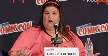 Nickelodeon alum Lori Beth Denberg claims Dan Schneider showed her p*rn and initiated phone sex